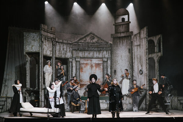 Limoges, Berlin, Paris, Lyon, Versailles, Siena