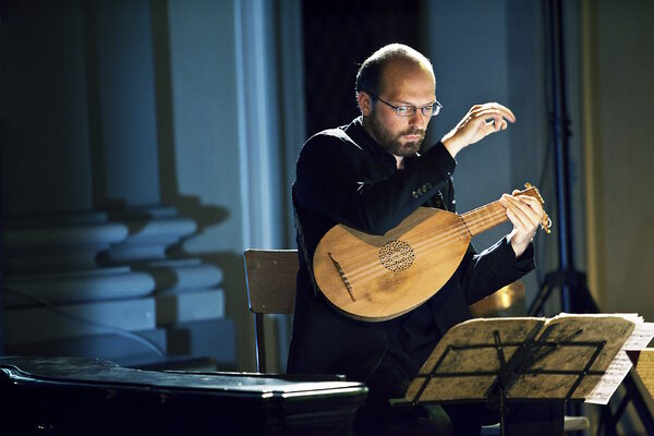 From Medieval Ars Nova to the Minimalism of Steve Reich